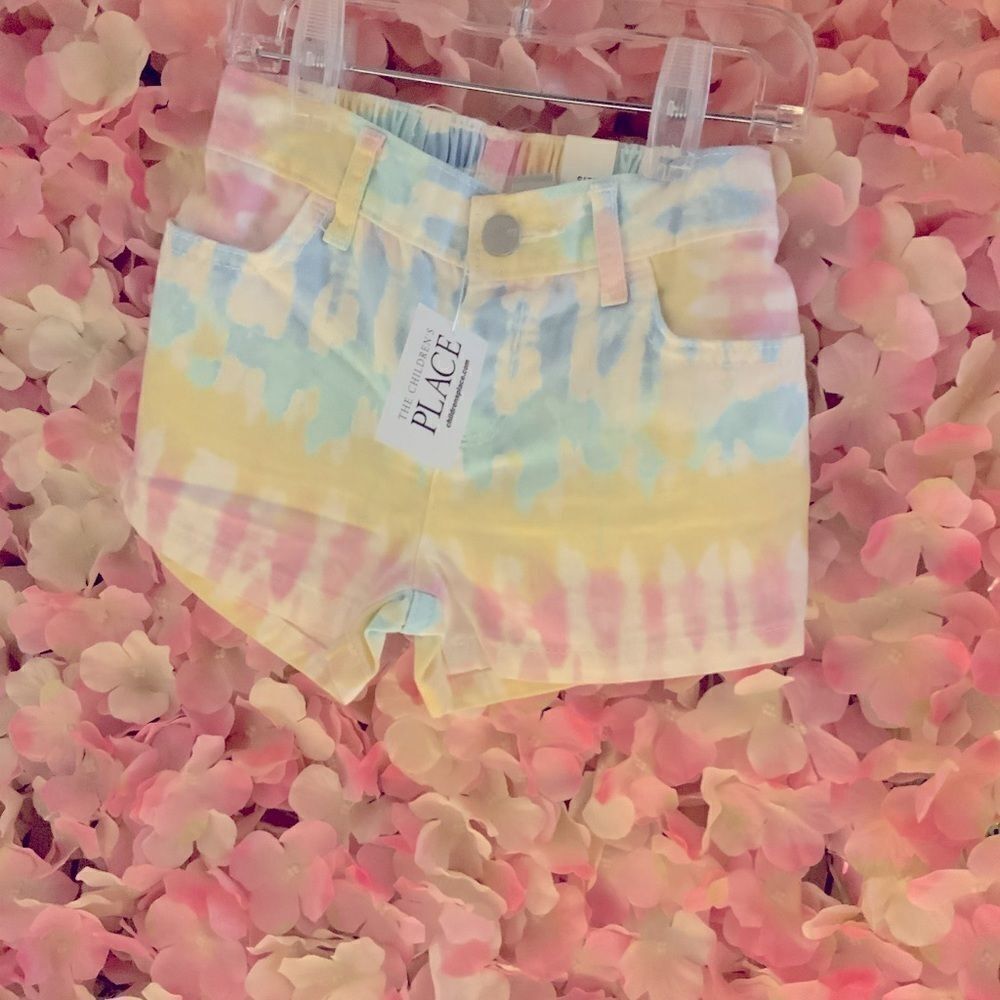 Shorts   - Picture 2 of 2